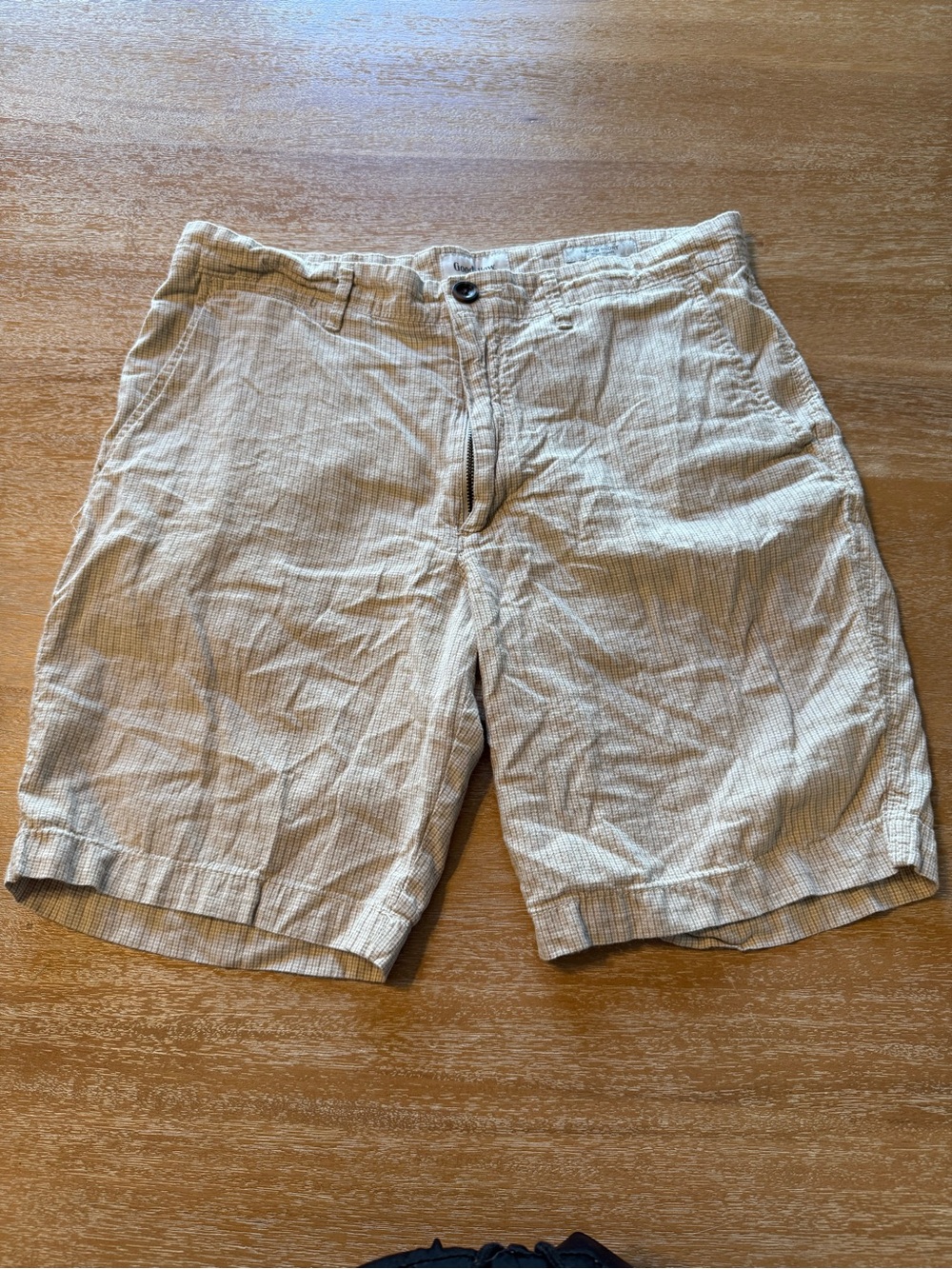 Goodfellow & Co Cream Seersucker Flat-Front Shorts